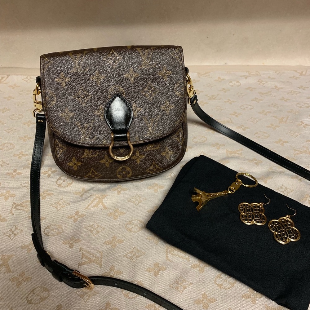 Louis Vuitton Saint Cloud Crossbody Bag💖